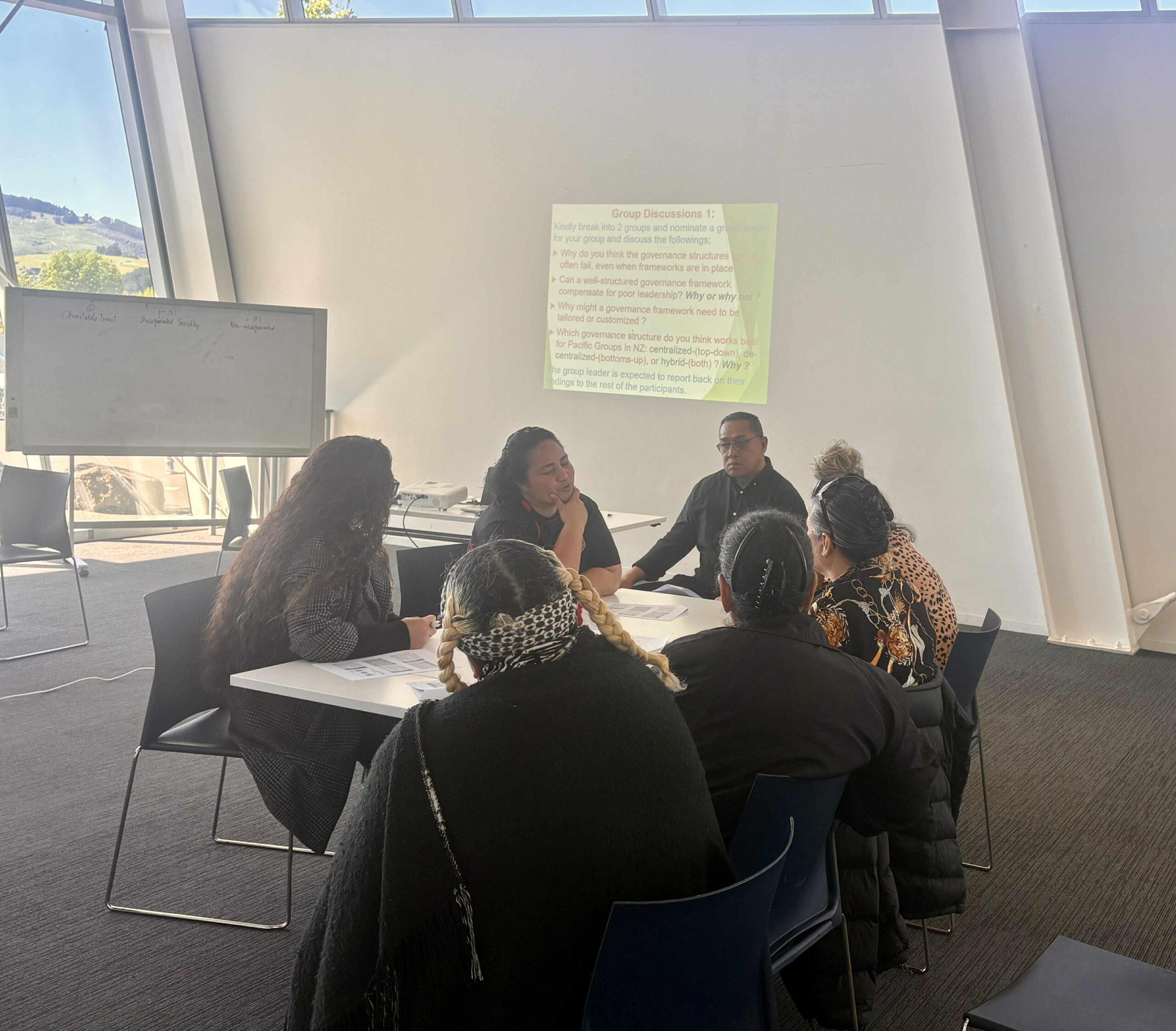 islanders business meeting for startup young people