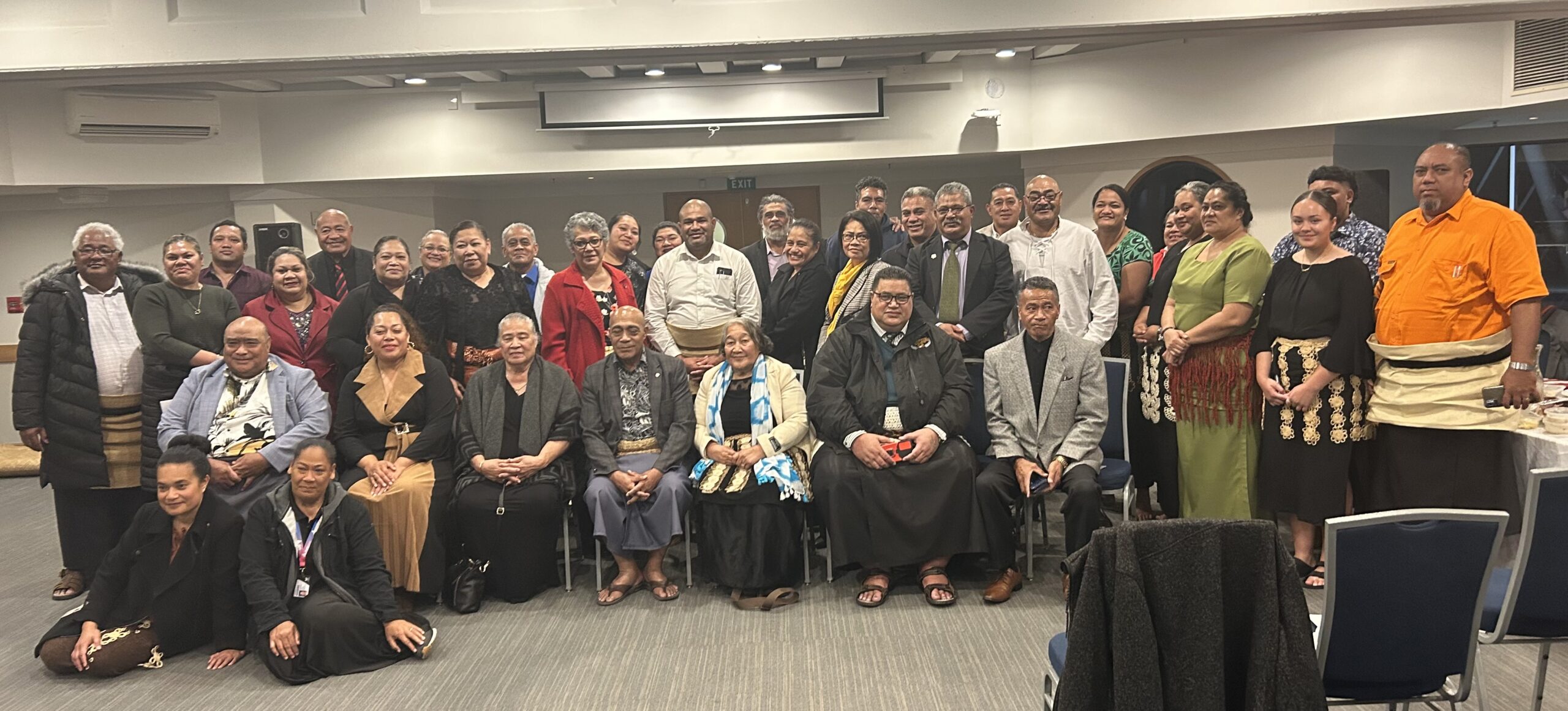 photo shoot of island people group photo